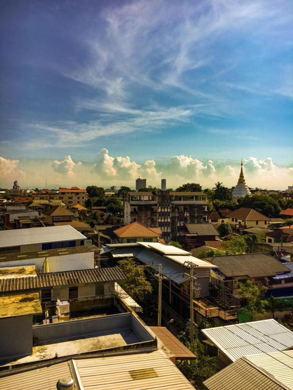 Hug Hostel Rooftop Чіангмай Екстер'єр фото